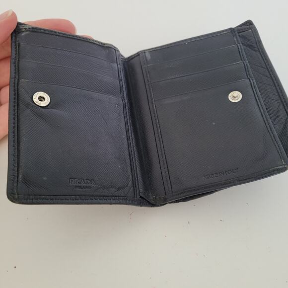 PRADA Black Nero Saffiano Leather Wallet Medium Bifold Compact Unisex Authentic - Picture 3 of 15
